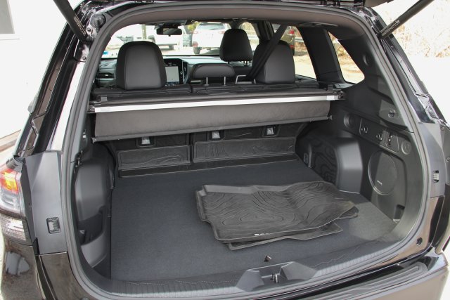 Used 2025 Subaru Forester Limited AWD/4WD image 34