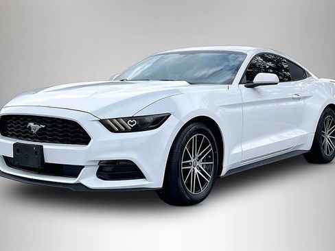 Used 2016 Ford Mustang Coupe image 2