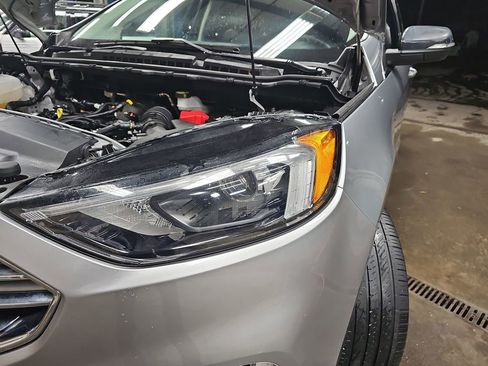 Used 2024 Ford Edge Titanium AWD/4WD image 29