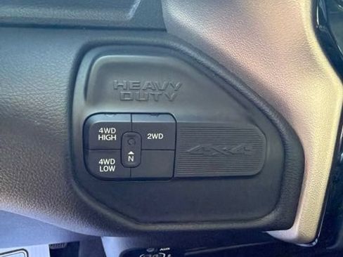 Used 2024 RAM 2500 Laramie AWD/4WD image 20