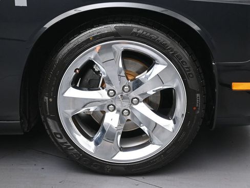 Used 2013 Dodge Challenger R/T Plus RWD image 27