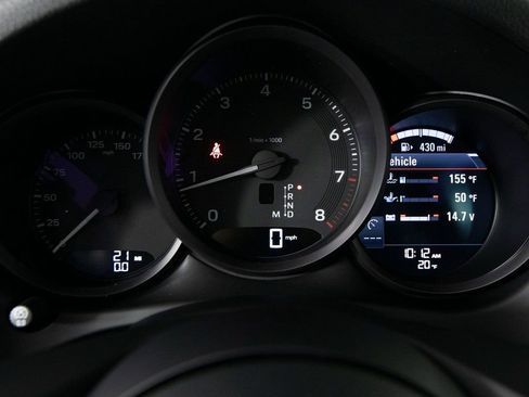 New 2026 Porsche Macan image 22