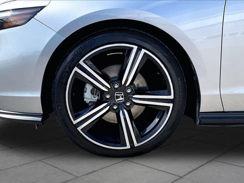 Used 2023 Honda Accord Sport image 13