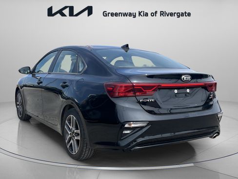 Used 2019 Kia Forte S FWD image 5
