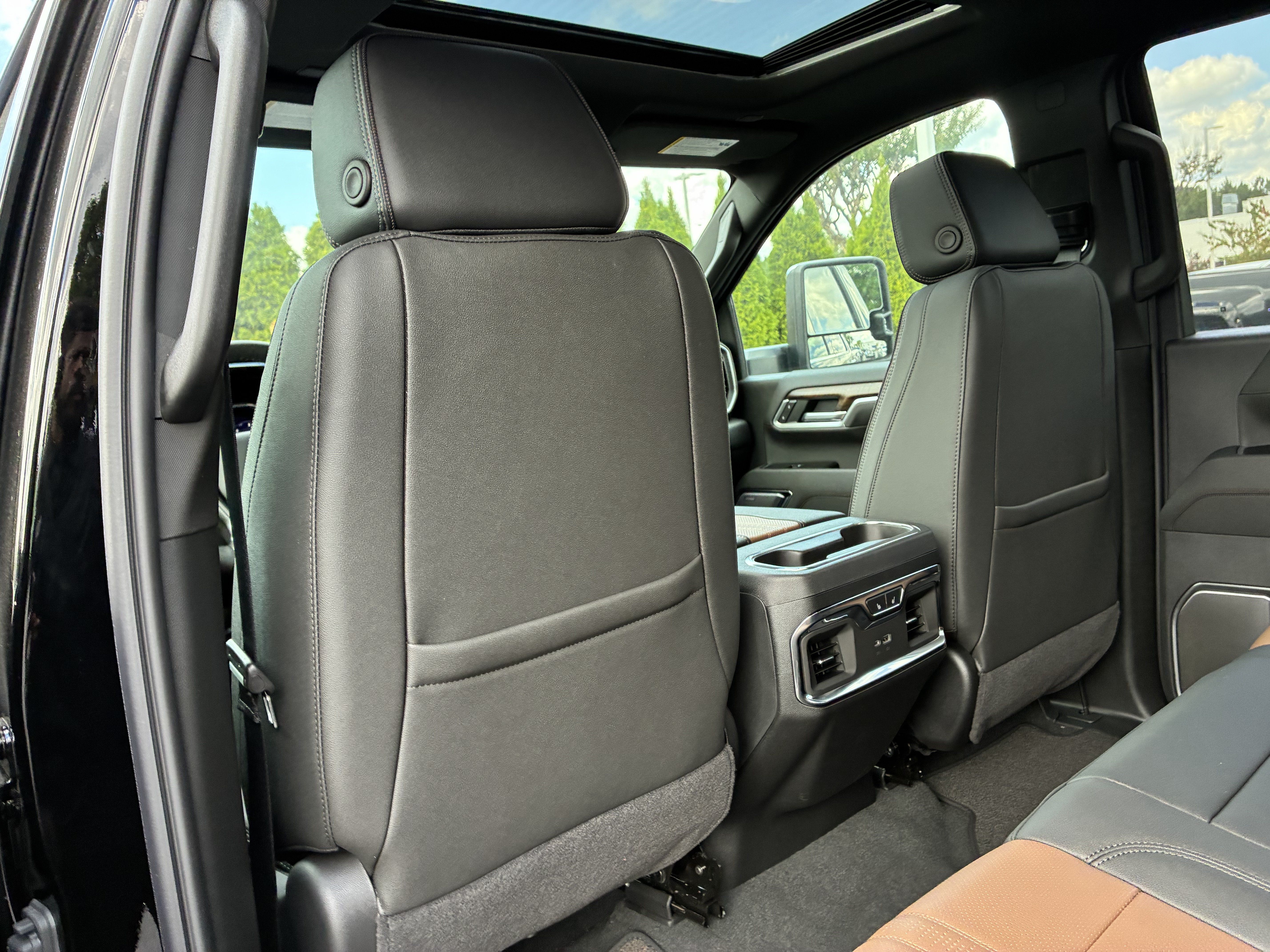 New 2026 Chevrolet Silverado 2500 High Country w/ Technology Package AWD/4WD image 19