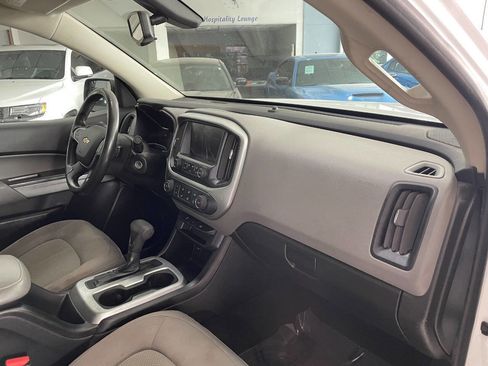 Used 2017 Chevrolet Colorado LT w/ LT Convenience Package image 27