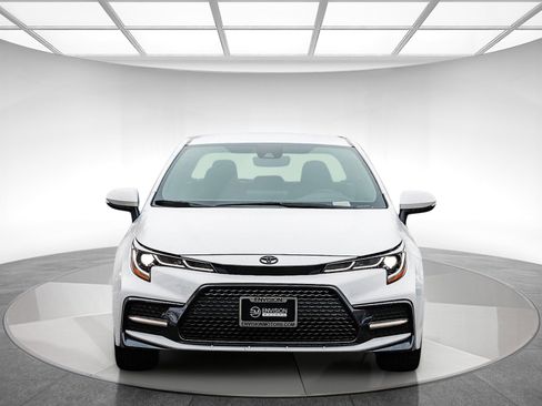 Used 2022 Toyota Corolla SE image 6