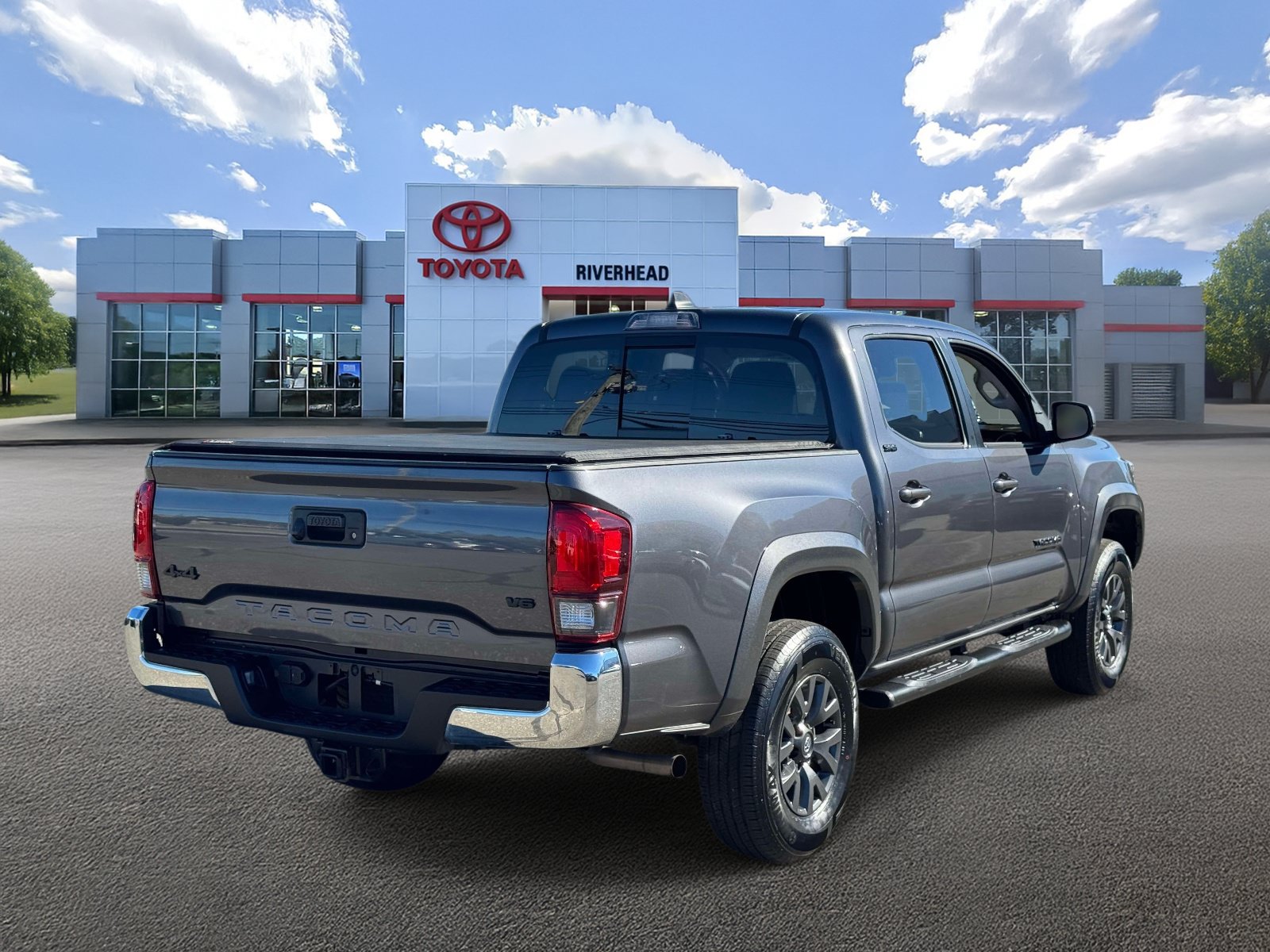 Certified 2023 Toyota Tacoma SR5 AWD/4WD image 7