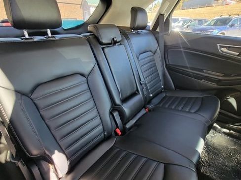 Used 2024 Ford Edge SEL image 44