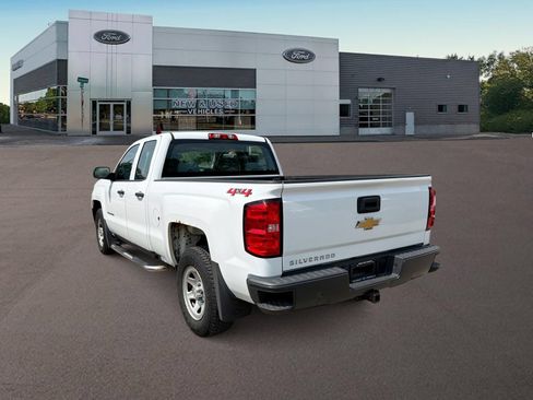 Used 2018 Chevrolet Silverado 1500 W/T AWD/4WD image 8