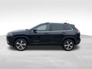Used 2019 Jeep Cherokee Limited video 5