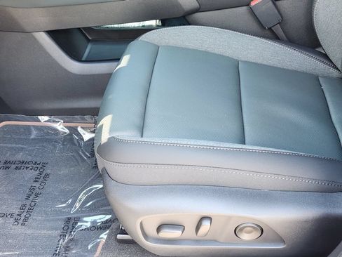 New 2027 GMC Terrain AT4 w/ Convenience Package III AWD/4WD image 9