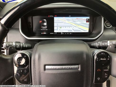 Used 2021 Land Rover Range Rover P525 Westminster Edition image 8