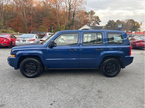 Used 2010 Jeep Patriot Sport image 4