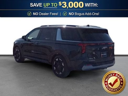 Used 2025 Kia Carnival EX FWD image 4