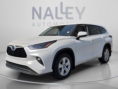 Used 2023 Toyota Highlander LE