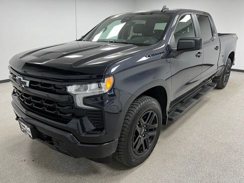 Used 2023 Chevrolet Silverado 1500 RST w/ True North Edition Plus AWD/4WD image 4