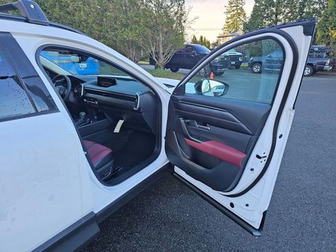 New 2026 MAZDA CX-50 AWD 2.5 Hybrid w/ Cargo Package image 29