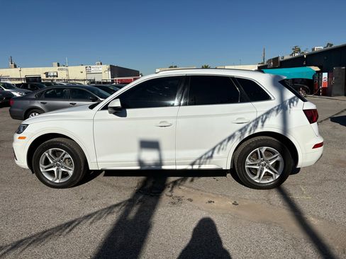 Used 2018 Audi Q5 2.0T Premium Plus w/ Premium Plus Package image 3