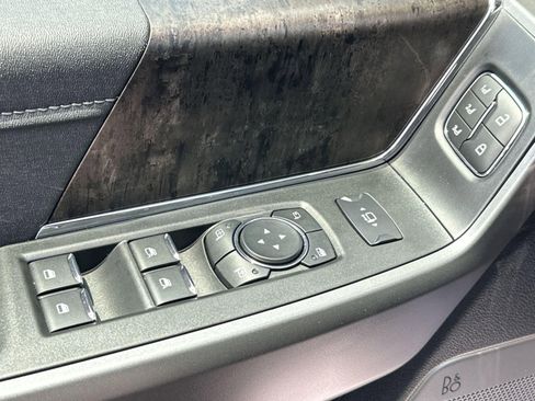 New 2025 Ford F250 Lariat w/ Lariat Ultimate Package image 15