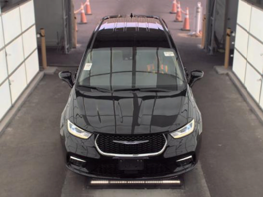 Used 2024 Chrysler Pacifica Limited FWD image 7