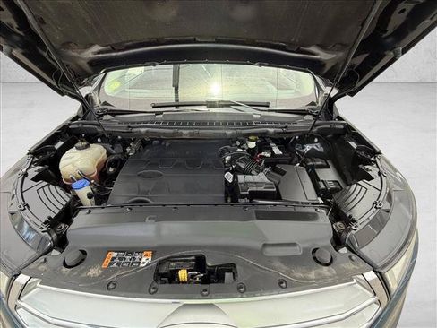 Used 2016 Ford Edge Titanium w/ Equipment Group 302A AWD/4WD image 17