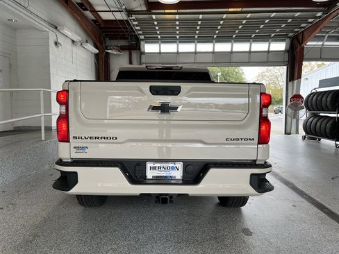 New 2026 Chevrolet Silverado 1500 Custom image 6