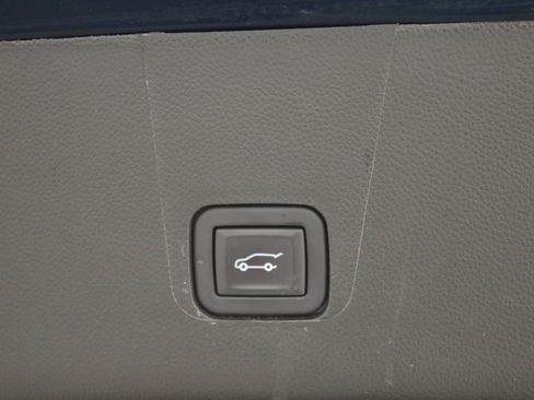 Certified 2023 Chevrolet Traverse LT w/ LPO, Floor Liner Package AWD/4WD image 26