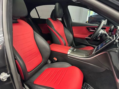 Used 2023 Mercedes-Benz C 43 AMG 4MATIC Sedan image 29