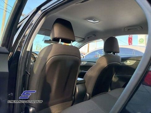 Used 2020 Kia Forte LXS image 18