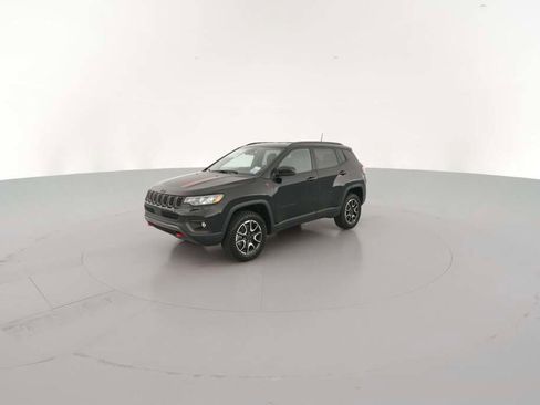 New 2026 Jeep Compass Trailhawk image 4