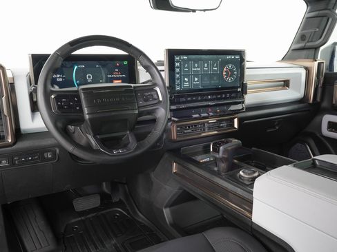 Used 2024 GMC Hummer EV 3X image 16