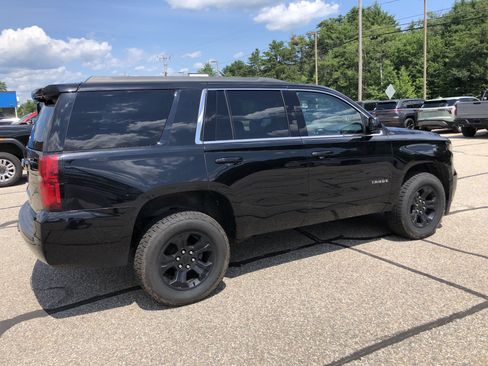 Used 2019 Chevrolet Tahoe LS AWD/4WD image 3