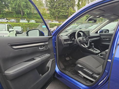 Used 2025 Honda CR-V LX image 23