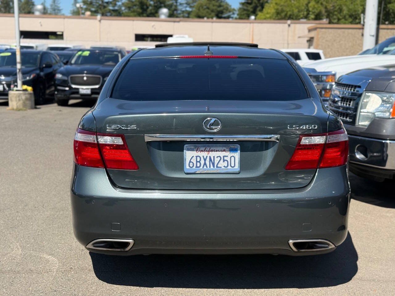 Used 2008 Lexus LS 460 RWD image 4