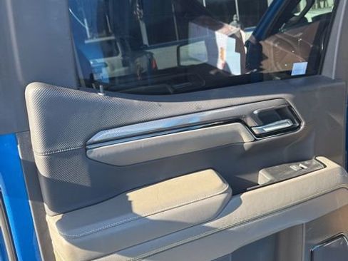 Used 2022 Chevrolet Silverado 1500 ZR2 w/ Technology Package image 24