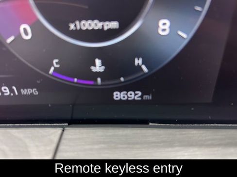 Used 2025 Kia Telluride SX Prestige X-Line image 11