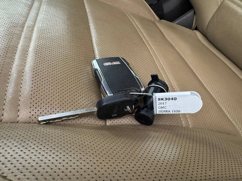 Used 2017 GMC Sierra 1500 Denali w/ Denali Ultimate Package AWD/4WD image 3