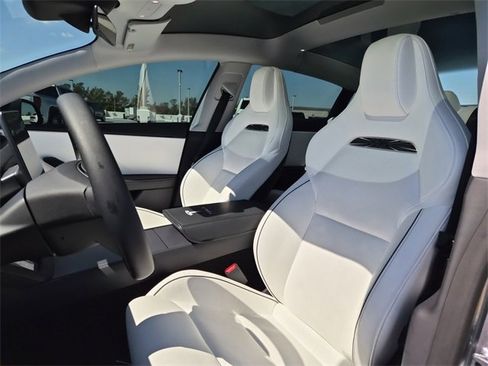 Used 2025 Tesla Model 3 Performance image 17