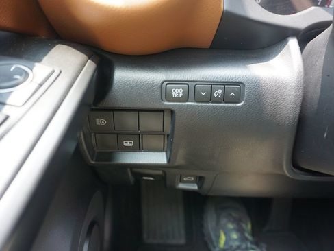 Used 2024 Lexus IS 300 w/ Premium Package RWD image 5