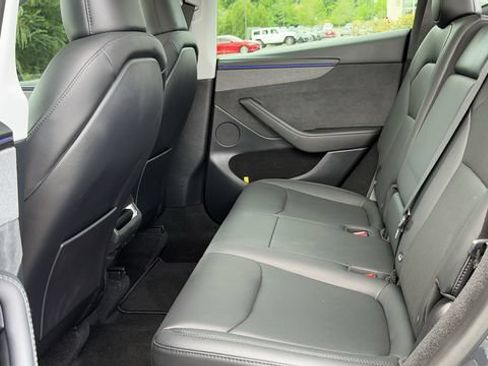 Used 2026 Tesla Model Y Long Range AWD/4WD image 21