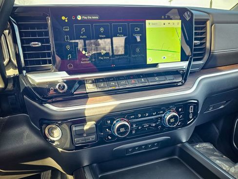 New 2026 GMC Sierra 2500 SLT w/ Max Trailering Package AWD/4WD image 26