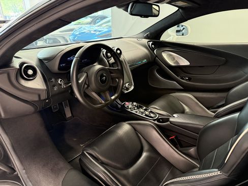 Used 2023 McLaren GT RWD image 7