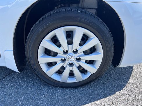 Used 2017 Nissan Sentra SV image 8