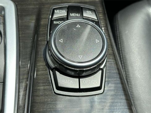 Used 2015 BMW 528i xDrive Sedan image 6