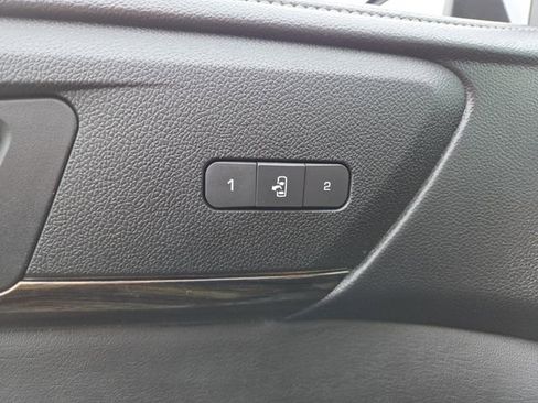 Used 2013 GMC Acadia Denali image 11