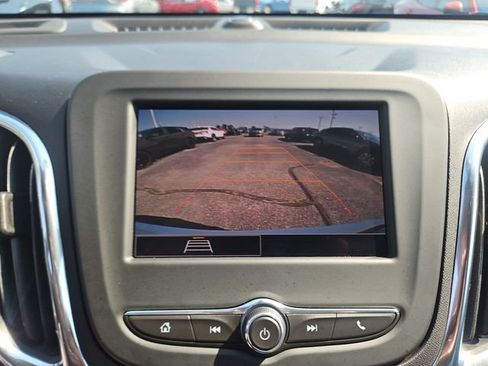 Used 2024 Chevrolet Equinox LT FWD image 20