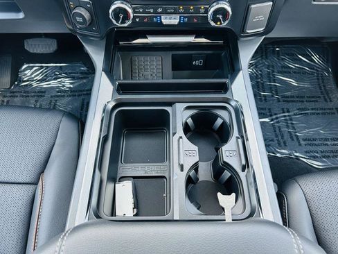New 2025 Ford F250 Lariat w/ Black Appearance Package image 27