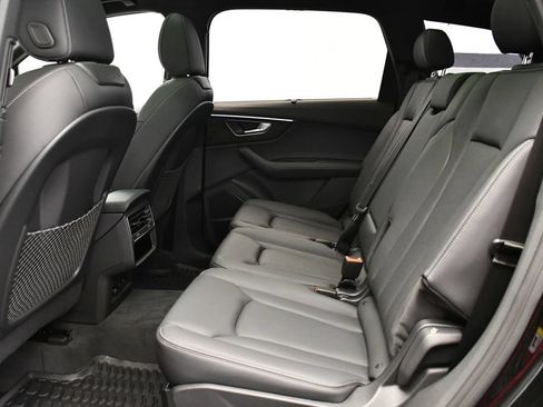 Used 2025 Audi Q7 3.0T Premium Plus w/ Premium Plus Package AWD/4WD image 42