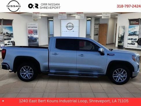 Used 2021 GMC Sierra 1500 SLT image 4